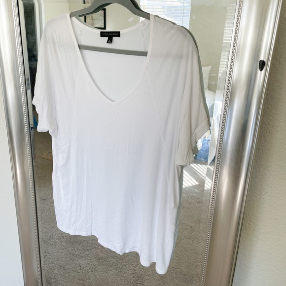 Active Collections Tee - Picture 2 of 4